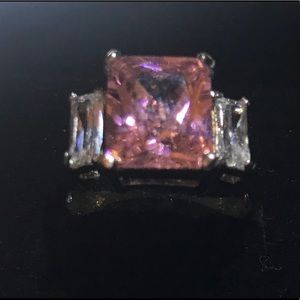 Stunning Pink & Clear crystal rhodium plated ring